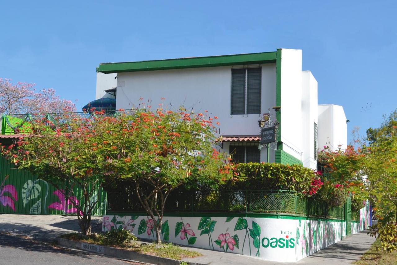 Hotel Oasis San Salvador Exterior photo
